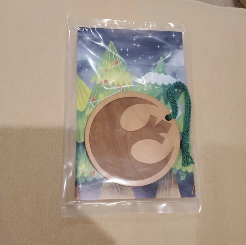 New Wood Star Wars Rebel Alliance Ornament 🐧 2/$10
